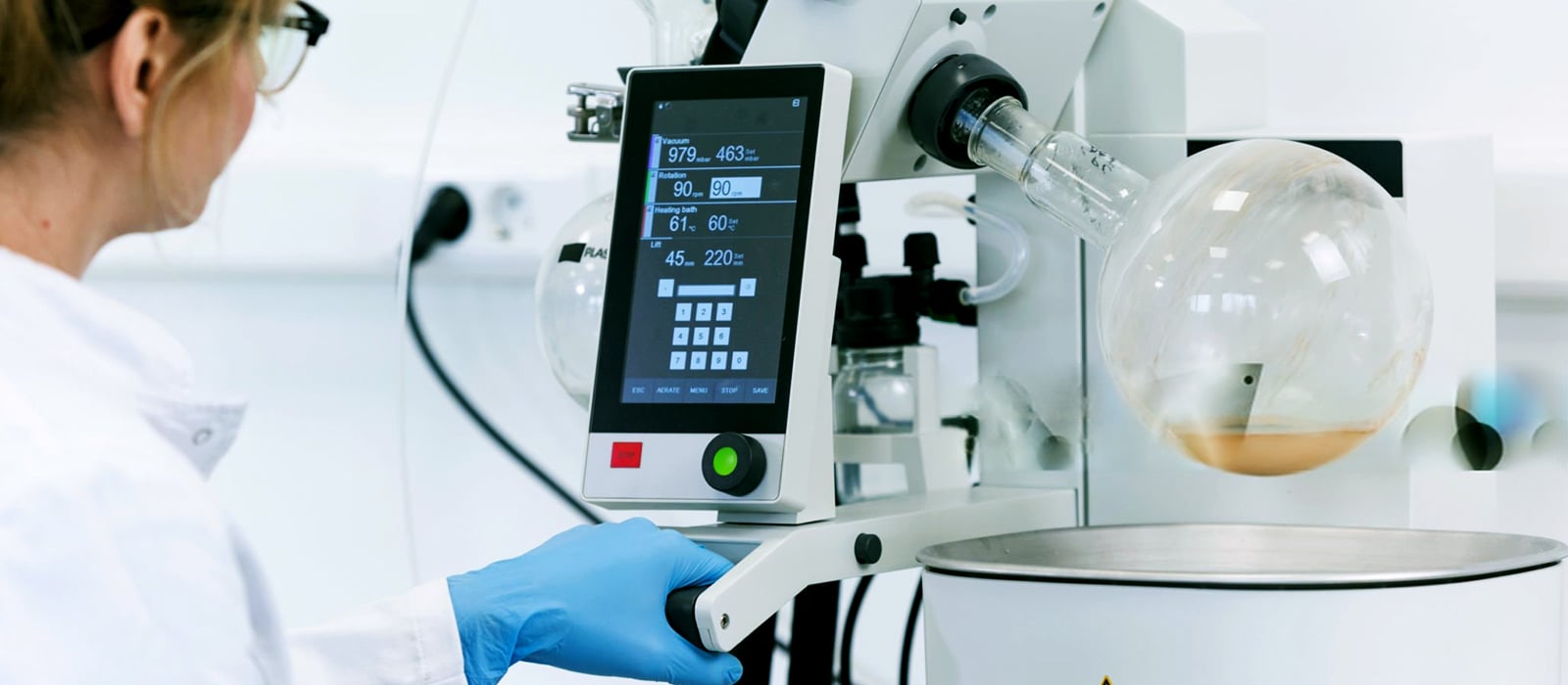 Temperature Control in Cannabis Essential Oil Extraction