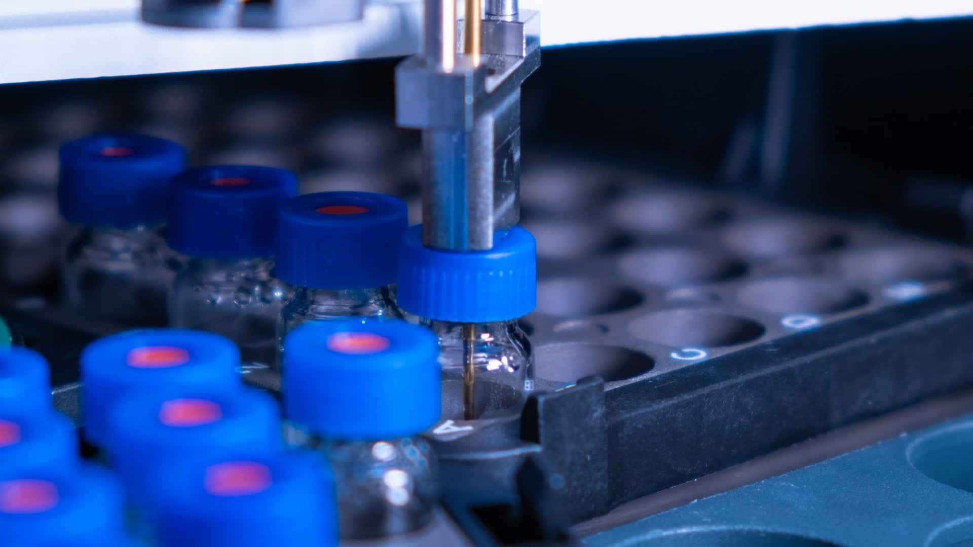 Precision Perfected: Selecting the Right Laboratory Syringe for Optimal Results
