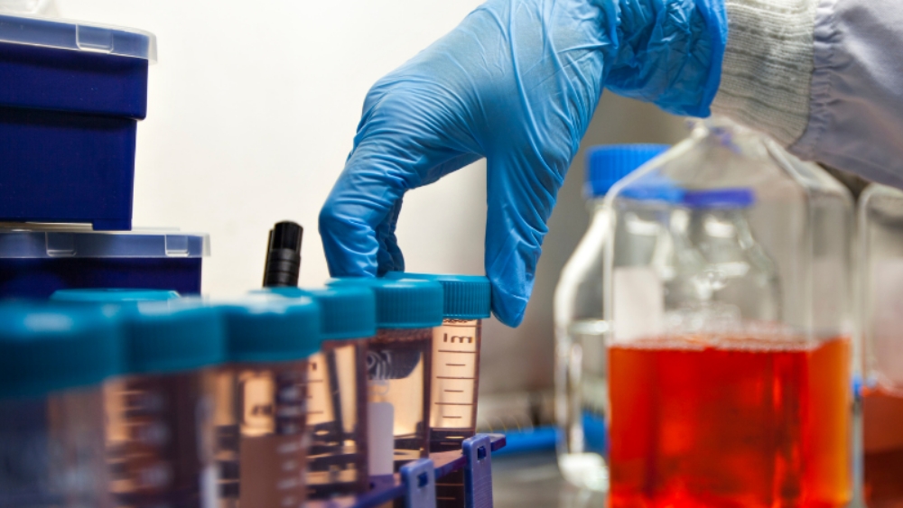 Precleaning Plastic and Glassware Services